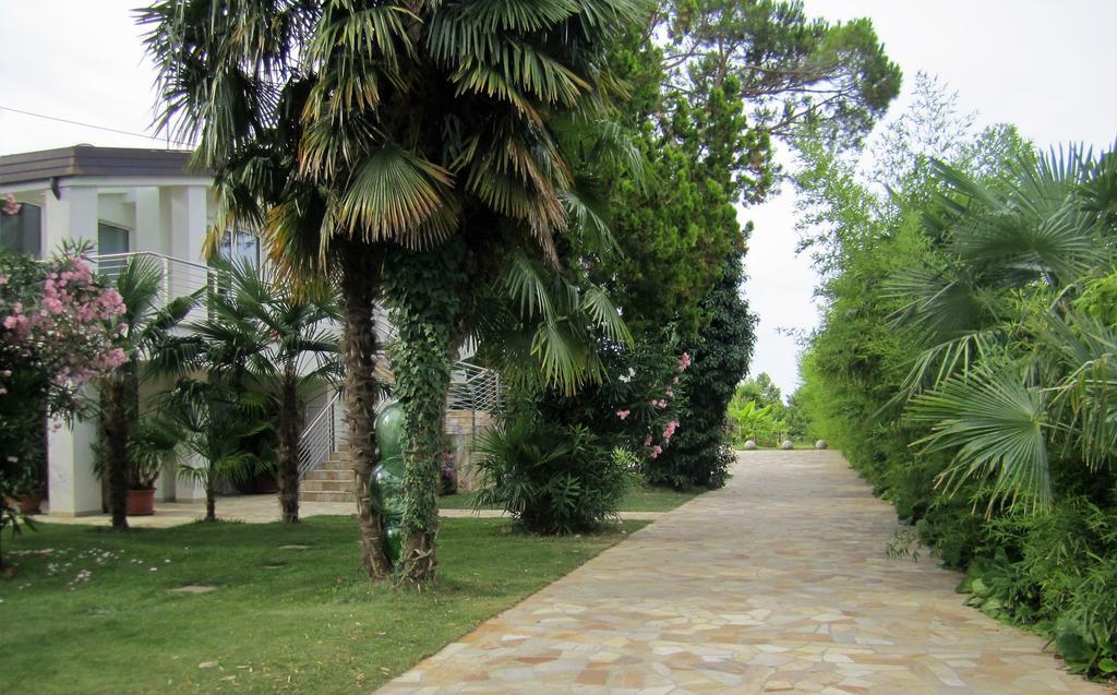 Agriturismob&B Loggia Degli Artisti Палаццоло-делло-Стелла Экстерьер фото