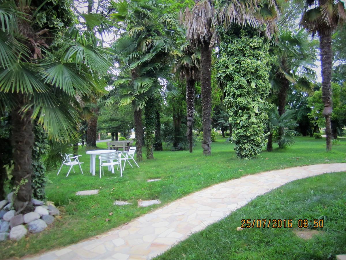 Agriturismob&B Loggia Degli Artisti Палаццоло-делло-Стелла Экстерьер фото